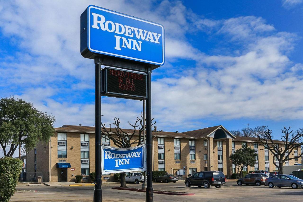 Rodeway Inn Austin Exterior photo